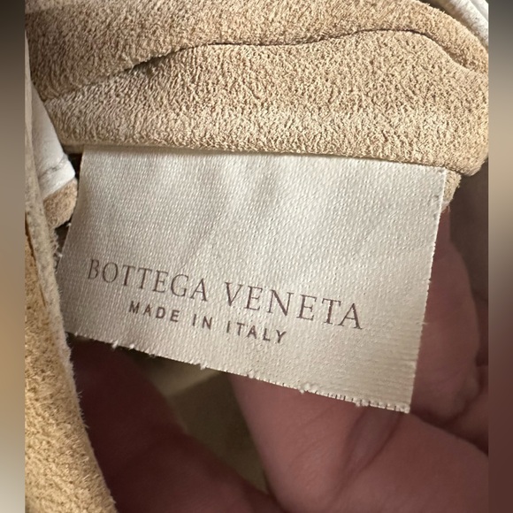 Bottega Veneta Intrecciato Cutwork Crossbody/ Shoulder Bag Ivory/Tan - Picture 13 of 16